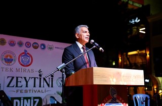 Siyah İnci İçin Görkemli Festival Başladı